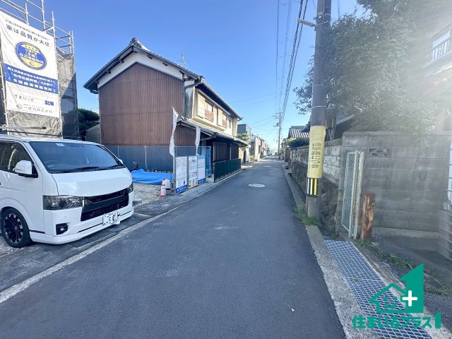 ●10(土)11(日)12(祝)現地案内可能！　大和郡山市小泉町　第25期　新築一戸建ての前面道路含む現地写真|周辺は閑静な住宅街です。前面道路もしっかりと有りますので車の出し入れも安心ですよ！