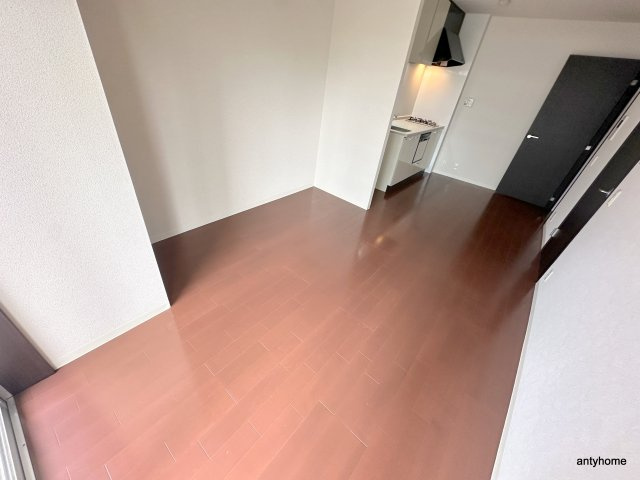 URBAN FLATS中之島　仲介手数料無料の居間・リビング