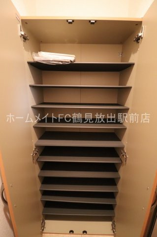 東大阪市森河内西２丁目のアパートの収納