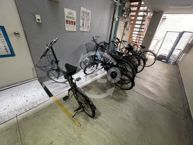 メゾン尾上の設備|メゾン尾上　駐輪場