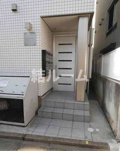 豊島区高松１丁目の賃貸マンションのエントランス