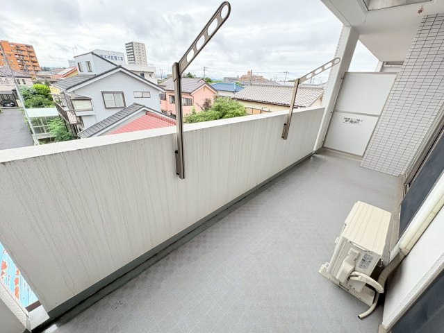 鶴ヶ島市藤金　中古マンション　「若葉駅」徒歩5分　【藤小学区】のバルコニー