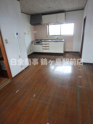 川越市天沼新田中古戸建の居間・リビング