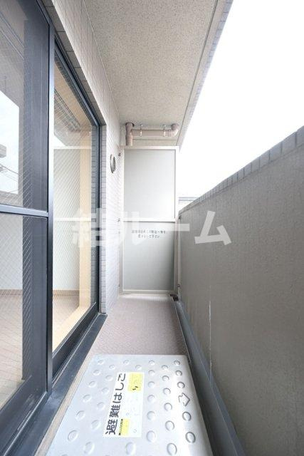 練馬区中村１丁目の賃貸マンションのバルコニー|別号室参考写真