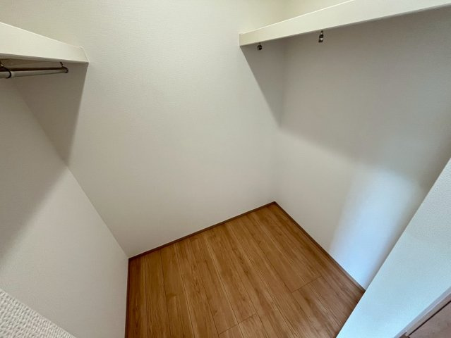  |主寝室内のWIC