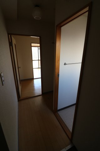【玄関】