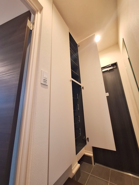Ｒａｆｆｉｎｅの玄関