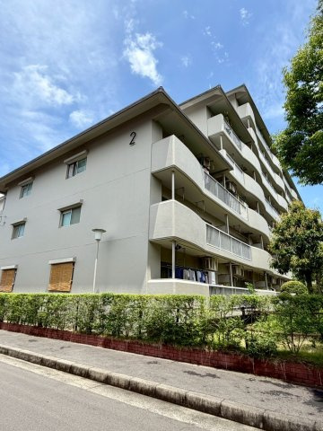 京橋南コーポ２号棟の外観