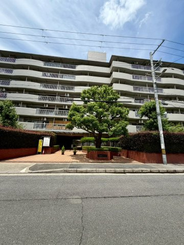 京橋南コーポ２号棟の外観