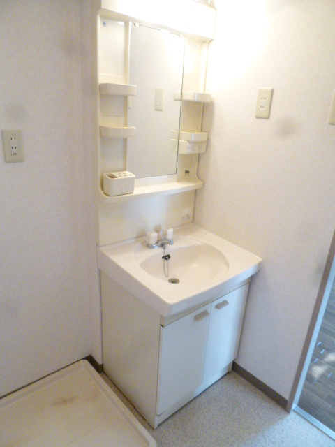 エクセレント・ヴィラの洗面所|同タイプ別部屋参考写真