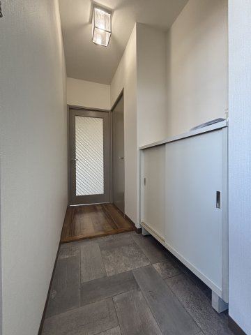 エクセレント・ヴィラの玄関|同タイプ別部屋参考写真