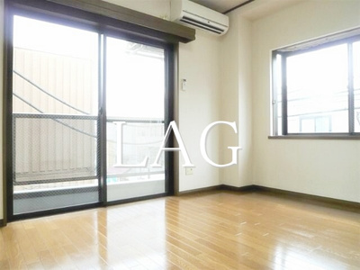 【居間・リビング】 | サンハイムT・S | 洋室のお部屋です。