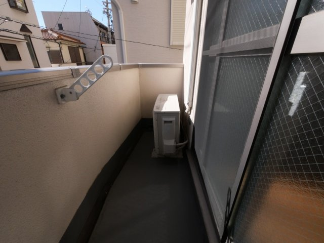東大阪市下小阪１丁目の賃貸マンションのバルコニー