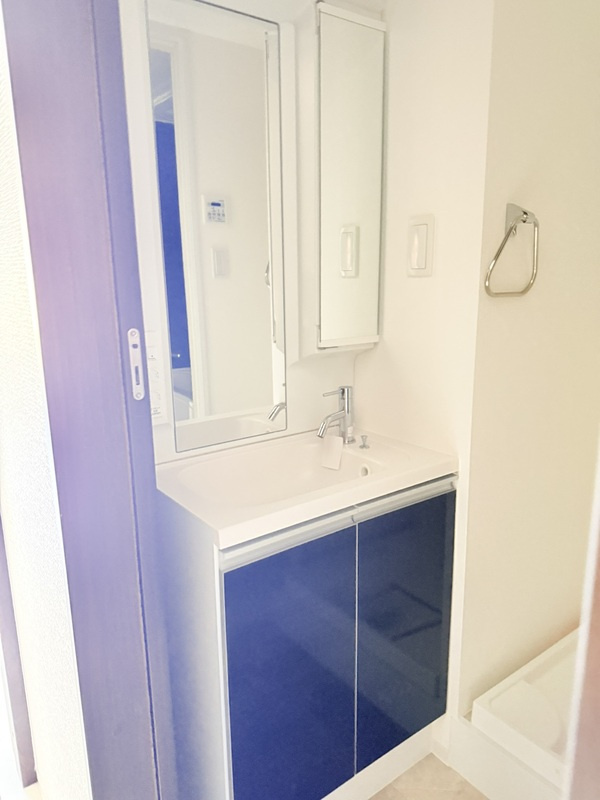 SOLASIA residence南大塚の独立洗面台