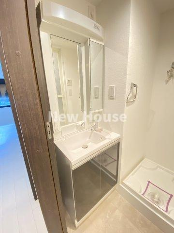 SOLASIA residence南大塚の独立洗面台