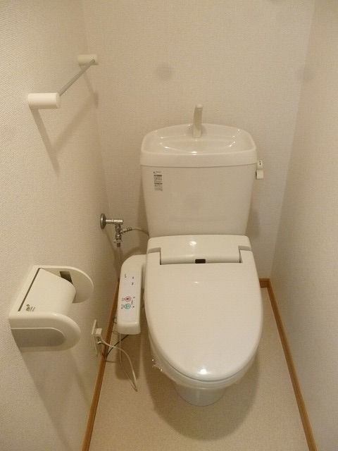 カレントのトイレ