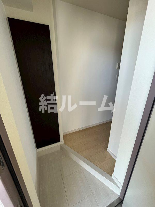 板橋区大山西町の賃貸マンションの玄関