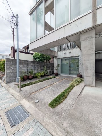 ハーヴィスト森　の駐車場
