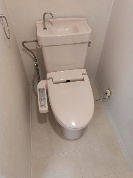 メゾンソシアルのトイレ|コンパクトで使いやすいトイレです