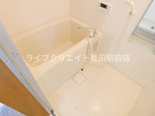 ハイラークKATOの浴室