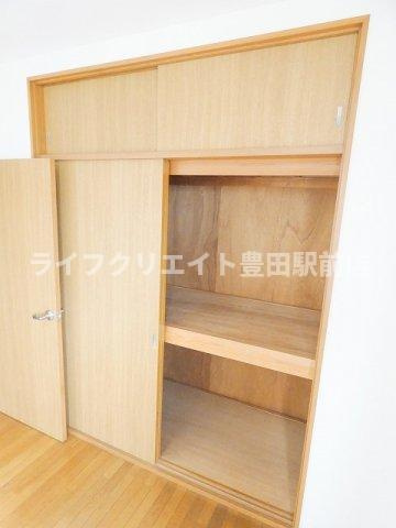 ハイラークKATOの収納