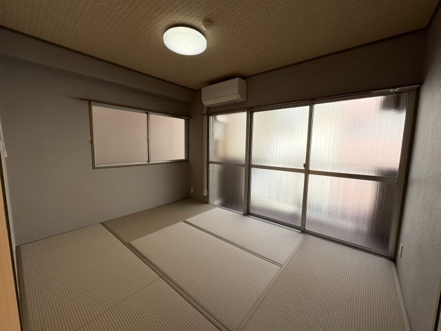 熱海市　ファンシービルの和室