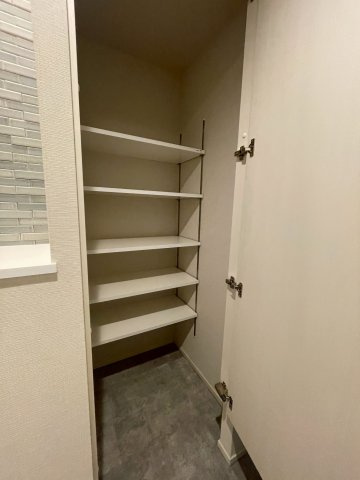 エタニティ江坂の収納