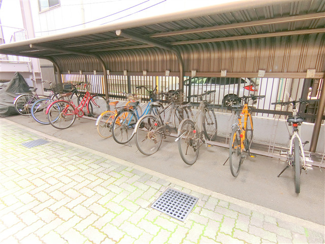 藤和シティコープ大森のその他共用部分|屋根付き駐輪場