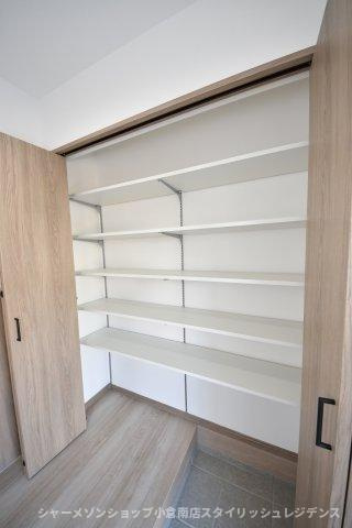 与原戸建1号棟の収納