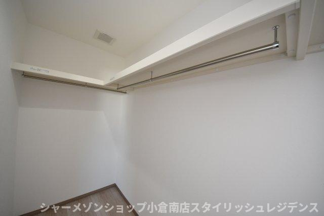 与原戸建1号棟の内装