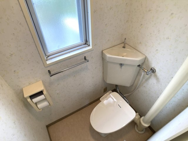 鈴蘭泉台第4ハウスのトイレ|温水洗浄便座付きのトイレ