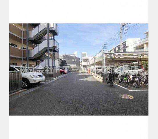 パークレジデンス市川の駐車場|駐車場