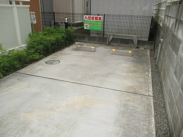 コスモステージの駐車場