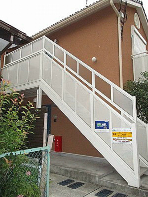 コスモステージの外観