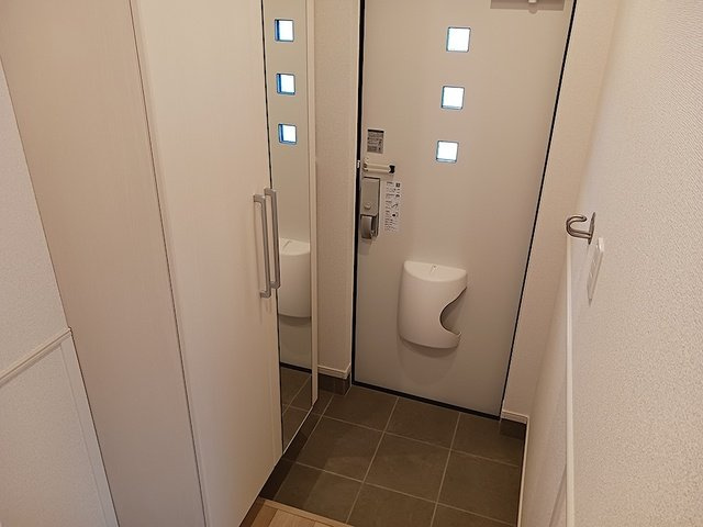 【玄関】