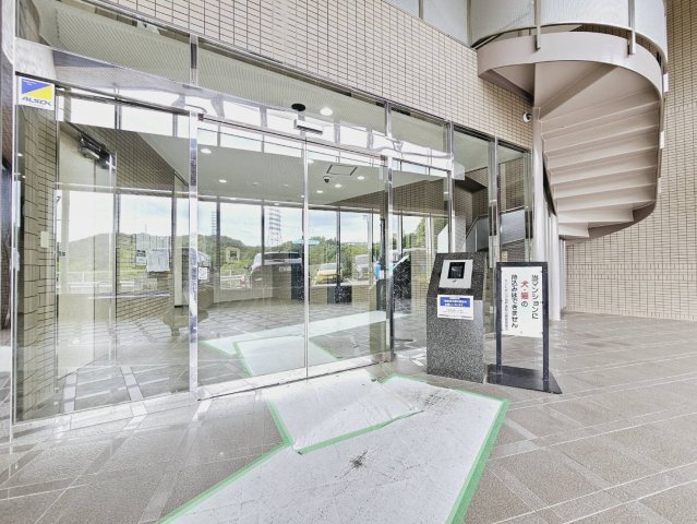 セントポリア神戸運動公園のエントランス