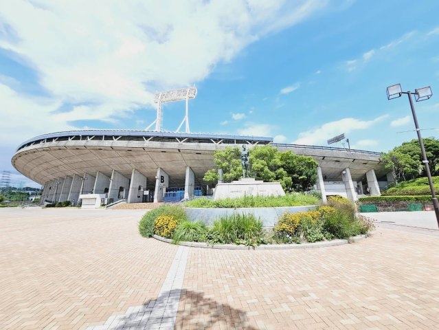 セントポリア神戸運動公園の周辺|ユニバー記念競技場