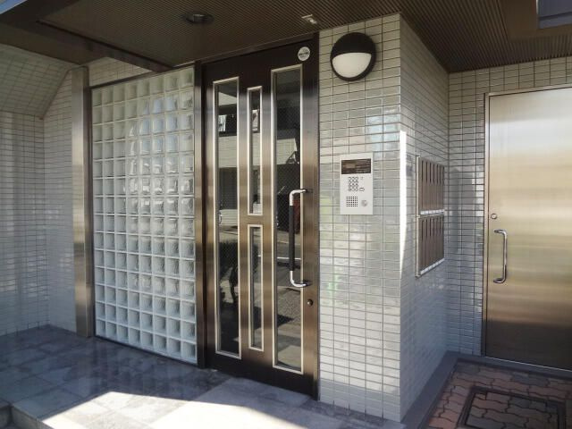 グリーンフィールドのエントランス