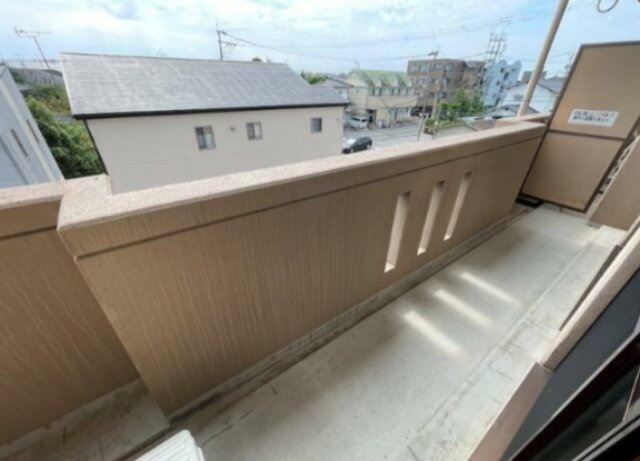 熊本市東区江津１丁目の賃貸マンションのバルコニー