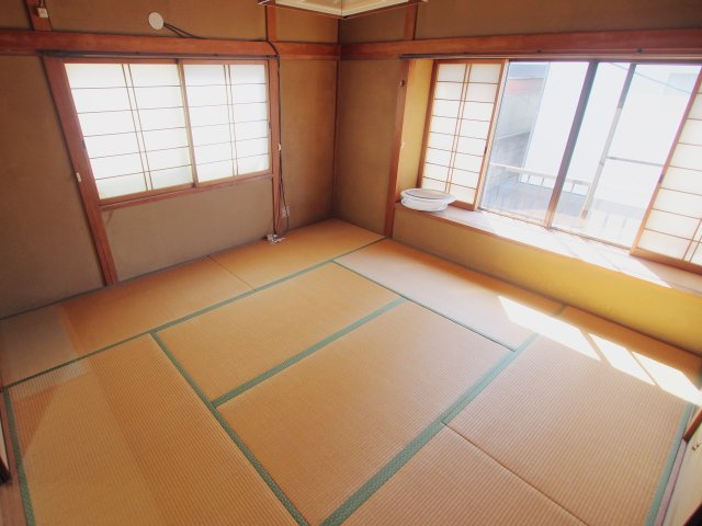 レント中野東5丁目の和室
