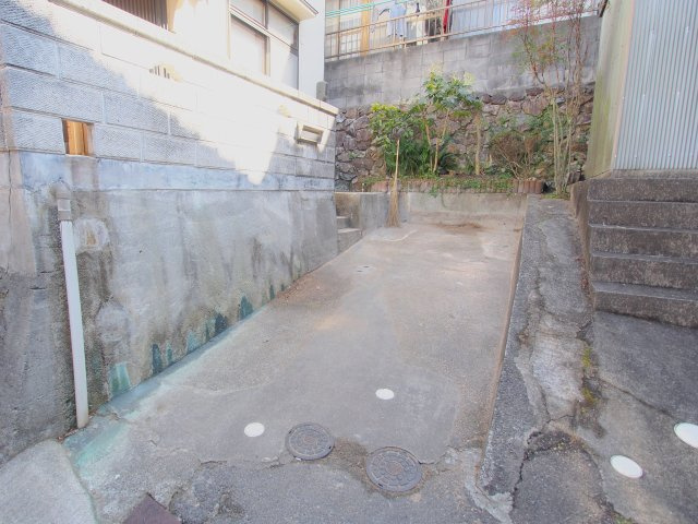 レント中野東5丁目の駐車場