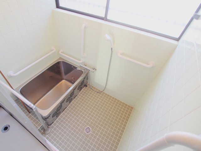 レント中野東5丁目の浴室
