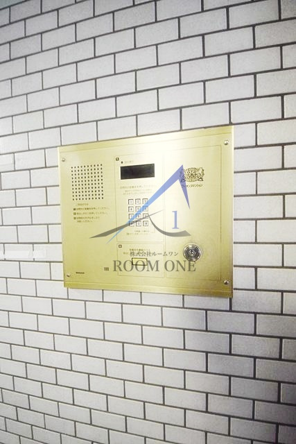 ライオンズマンション市谷薬王寺のセキュリティ|オートロックです。