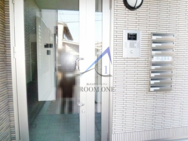 ユニヴェール華のエントランス|エントランスです。