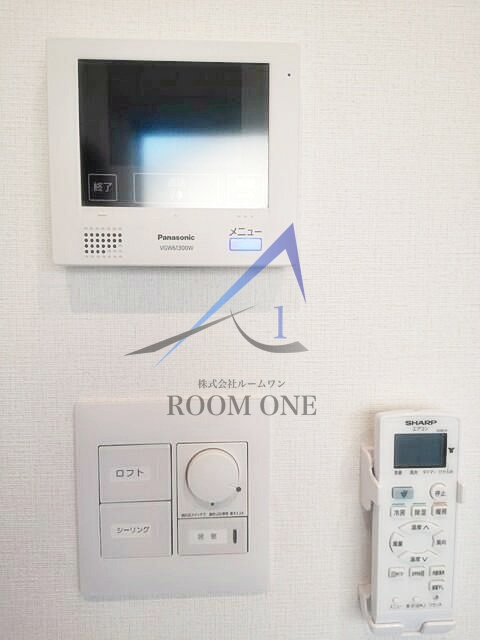 フィリップ東中野