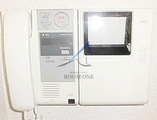 ヴェラカーサたかのの設備|モニター付きインターホンです。