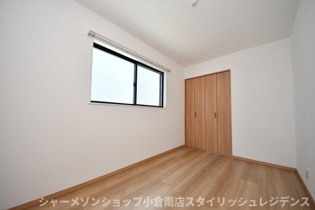 与原戸建2号棟の居間・リビング