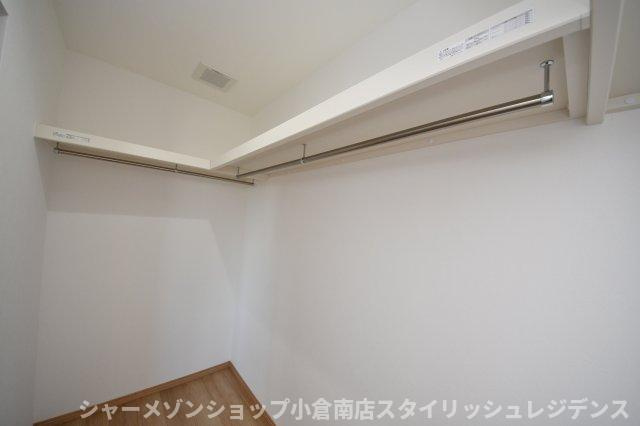 与原戸建2号棟の内装