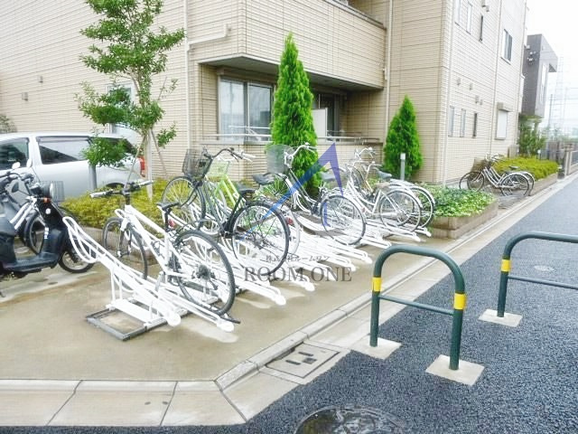 セブンアベニュー江北のその他共用部分|駐輪場です。