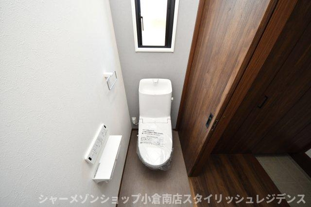 与原戸建3号棟の玄関